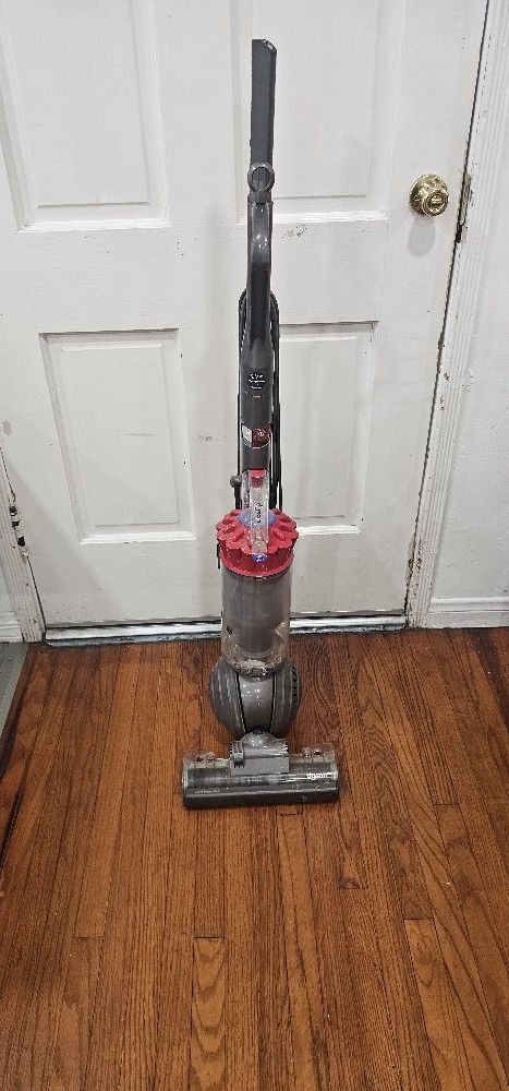 Dyson Vacuum