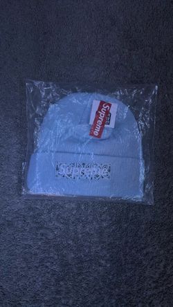 𝑳𝒊𝒈𝒉𝒕 𝑩𝒍𝒖𝒆 𝑩𝒂𝒏𝒅𝒂𝒏𝒂 𝑩𝒐𝒙 𝑳𝒐𝒈𝒐 𝑩𝒆𝒂𝒏𝒊𝒆