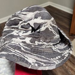 New Hiking Hat