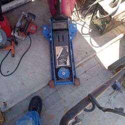 3 And A Half Ton Floor Jack 7000 Lbs