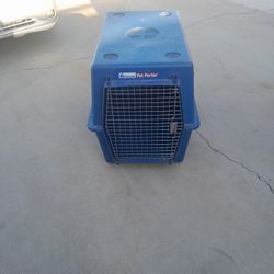 Petmate Dog Or Cat House Mint Condition