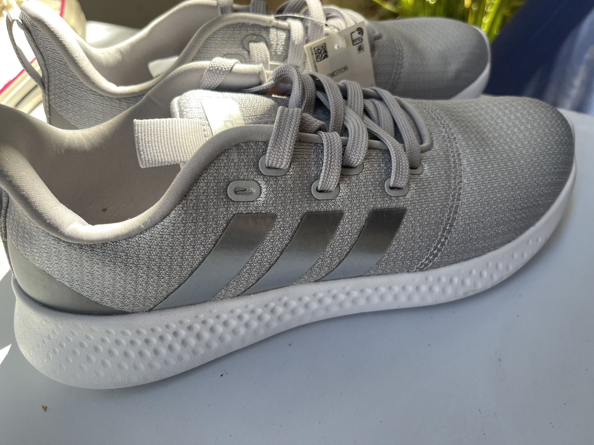 Men’s Adidas Size 8