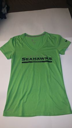  Seattle Seahawks Women Shirt Size Small/medium