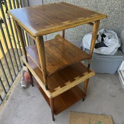 MCM Lane Acclaim End Tables