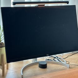 LG UltraFine 27-Inch 4K Monitor – Great Condition!