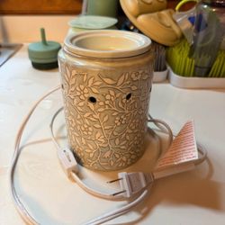 Scentsy warmer
