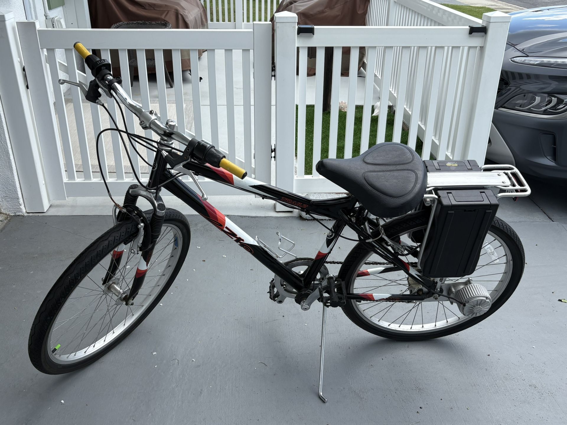 E -Zip , Trail Electric Bike Currie