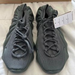 Yeezy 450 Stone Teal Sneakers - Size 10 ID1632 - Brand New