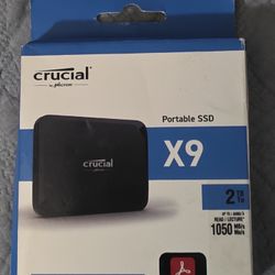 Crucial - X9 2TB External USB-C SSD 