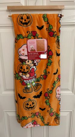 Strawberry Shortcake Halloween Blanket