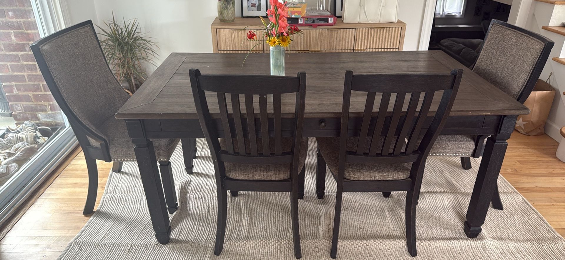 Dining Room Table -4 Chairs And Bench