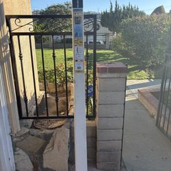 4x Retractable Screen Doors