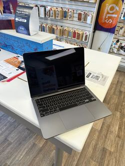 MacBook Pro M1 13" (Pre Owned) 