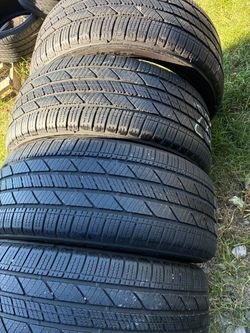 285/45R22 Bridgestone