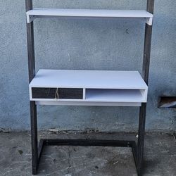 Ladder Bookshelves 