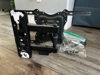 TV wall mount