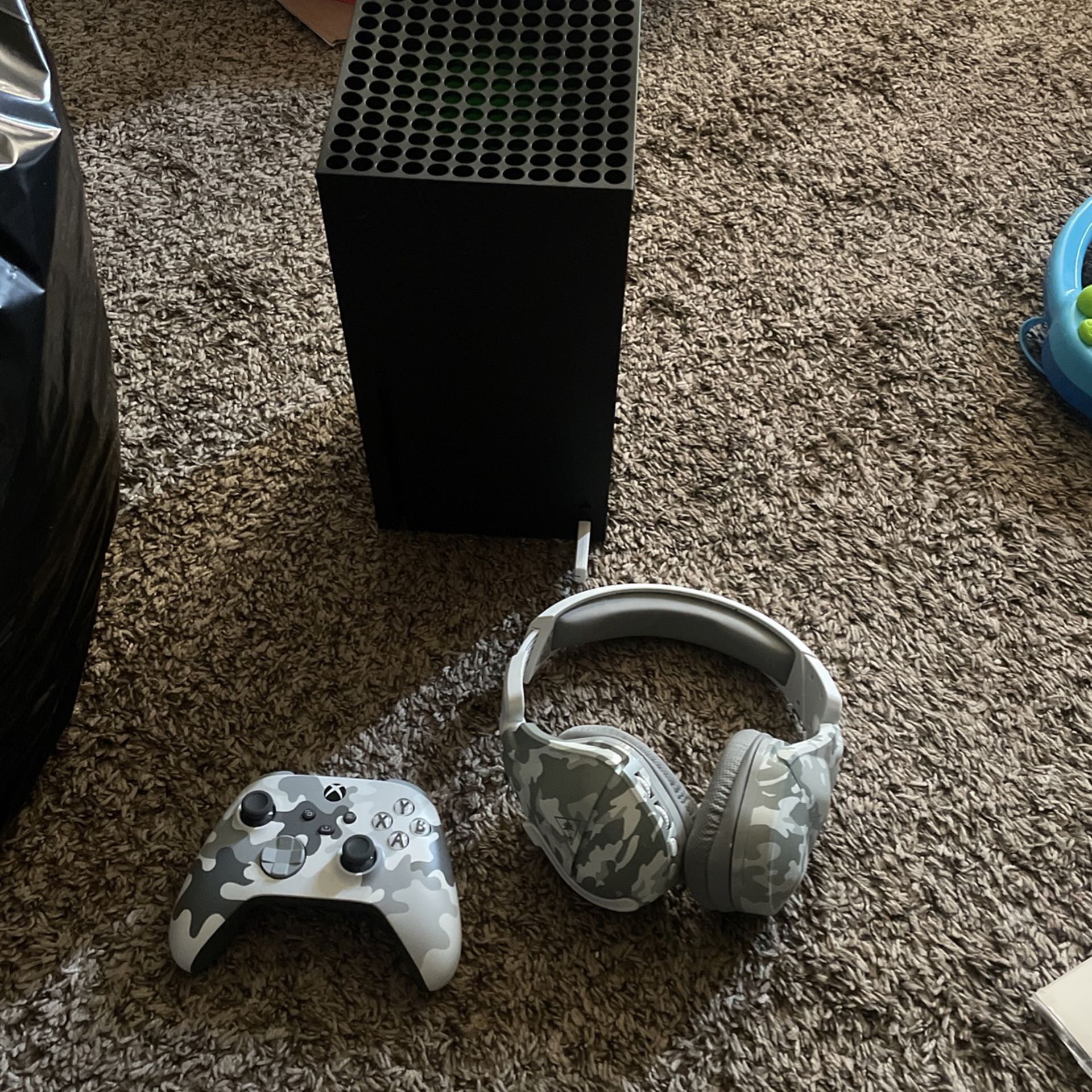 XBOX SERIES X (headset And Headphones And Games 