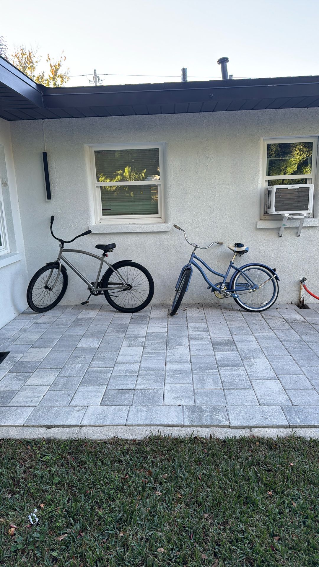 2 Bikes
