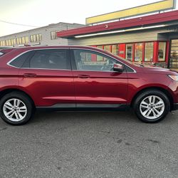 2017 Ford Edge 