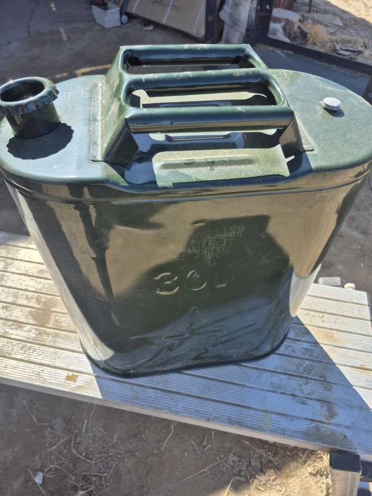 NEW Jerry Can Gas Cans