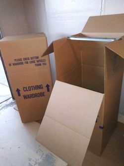 Wardrobe boxes