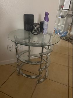 End Table/ Coffee Table