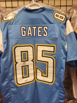 Chargers Antonio Gates Signed, Beckett-Certified Jersey