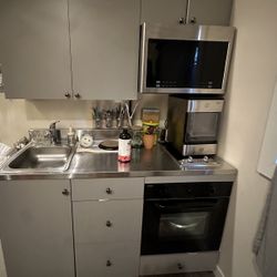 Small Kitchenette For STUDIO/SMALL  APT ADU 