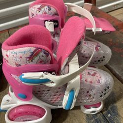 Size 11-2 Roller Skates 