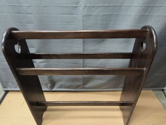 Dark Wood Quilt Blanket Rack Stand
