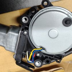  742-527 Front Driver Side Power Window Lift Motor Compatible with Select Infiniti / Nissan Models
