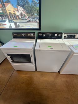 Maytag Gas Dryer and Top Load Washer Set