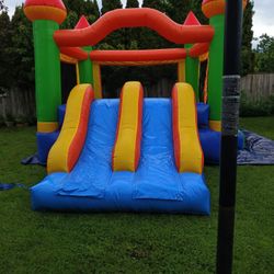 Bouncing House 
