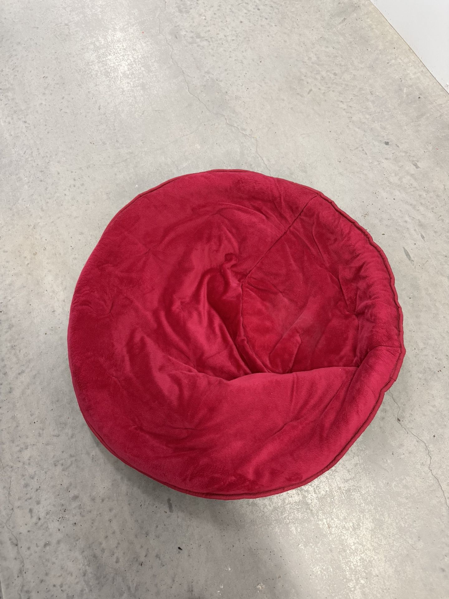 💖 Cute Pink Low Chair