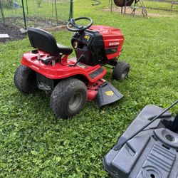 Craftsman Lawn Tractor 