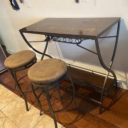 Bar Table With Stools 