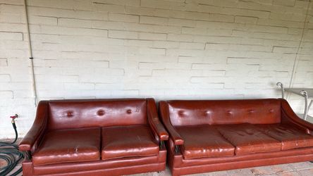 Leather Tufted Sofa Set