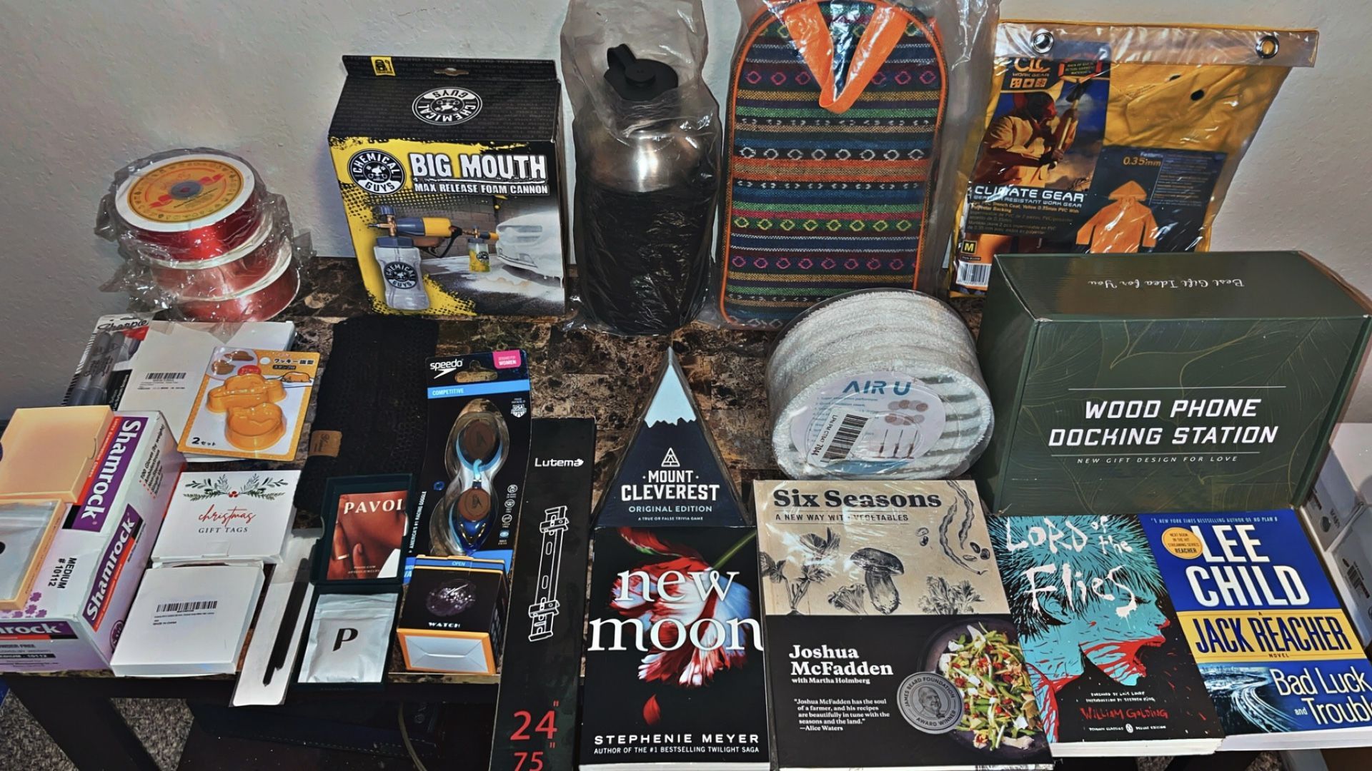 Pallet Sale ! Miscellaneous! First Come First Serve!
