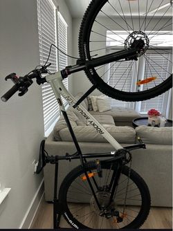 Rocky Mountain Fusion 30 29” Mountain Bike