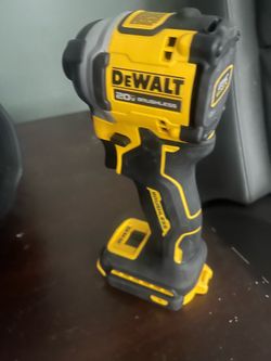 Dewalt Impact 1/4 Brushless  20v. $110 🔥 Firm price