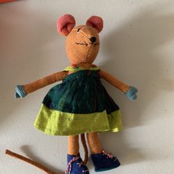 Original Barefoot Girls Mouse 