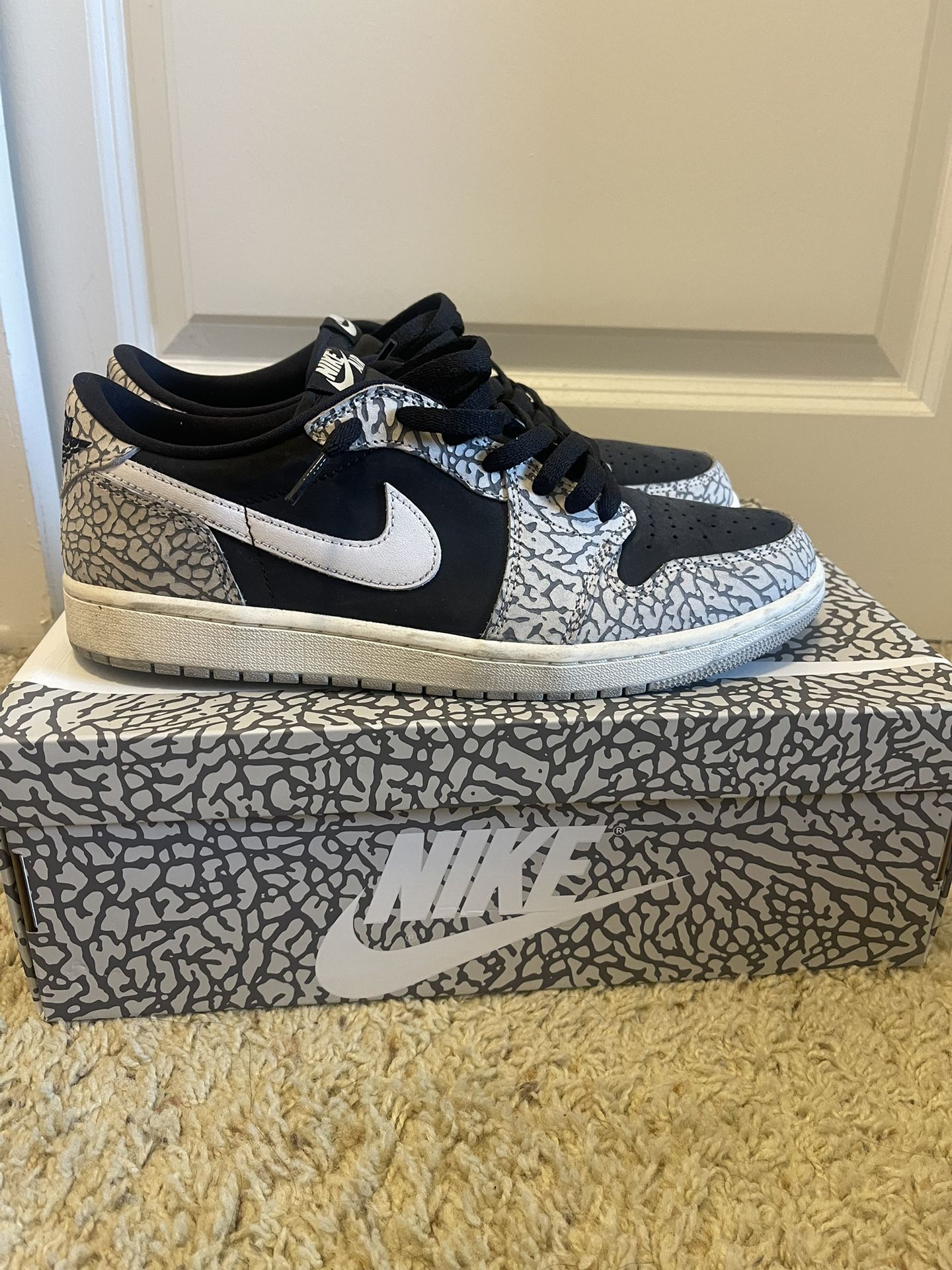 Jordan 1 Low Cement Sz 10