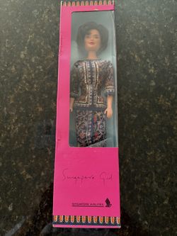 Unopened 1991 Barbie Singapore Airlines “Singapore Girl” Doll - Vintage Collectible