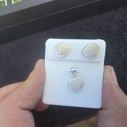 925 Silver And Moisonite Heart Pendant Matching Earrings 