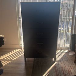 5 Drawer Tall Dresser Cabinet  (best Offer Bid)
