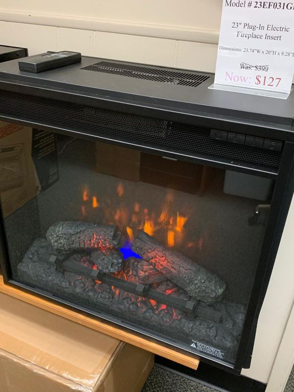 Classic Flame 23" electric fireplace 23EF031GRP for Sale in Portland