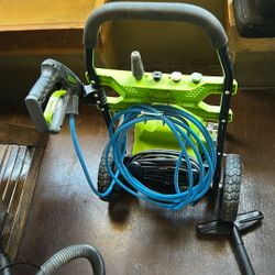 Pressure Washer With Hose 