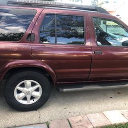 2002 Nissan Partfinder