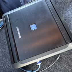 Alpine MRV-M500 500W Mono  Amplifier + wiring kit