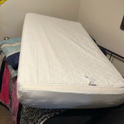 Críp Mattress 